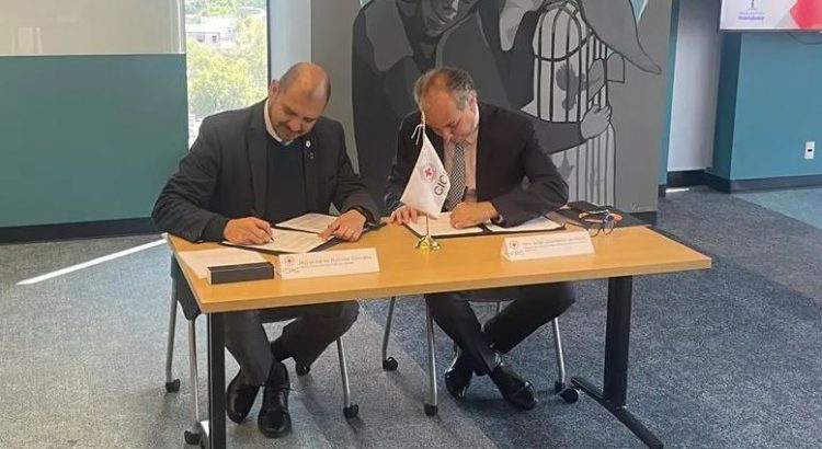 Firma CEAIV Acuerdo con Cruz Roja