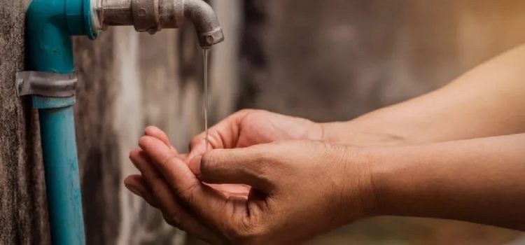 Aprueban reformas para garantizar servicio de agua potable en la entidad