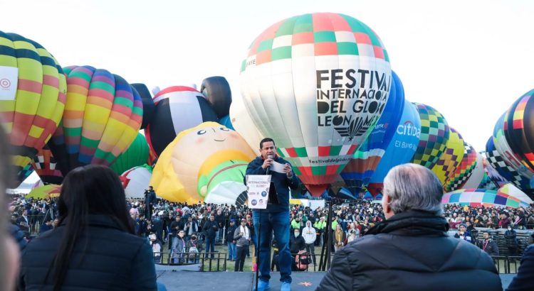 Gobernador del Estado inauguró el Festival Internacional del Globo 2022