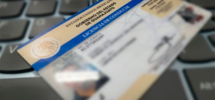 Despiden a empleados de oficina de licencias por «coyotaje» en León