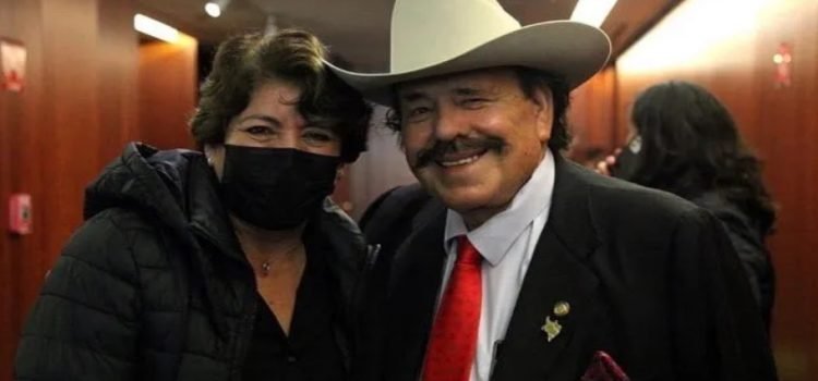 Delfina Gómez y Armando Guadiana obtienen licencia del Senado de la República