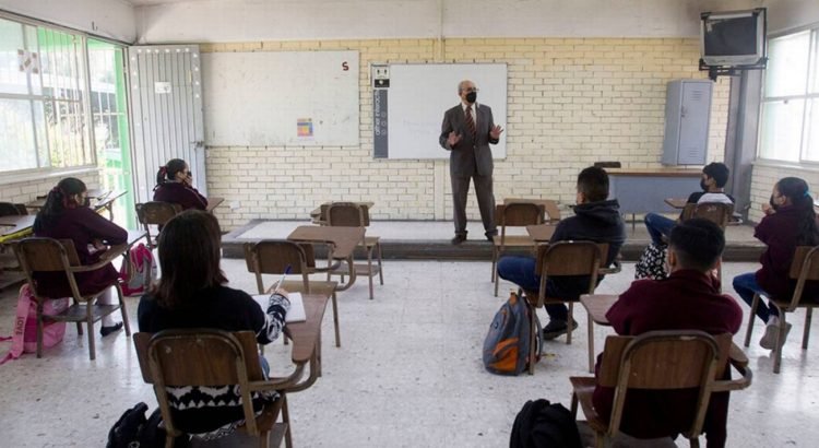 Destinan cerca de 100 mdp en educación en León