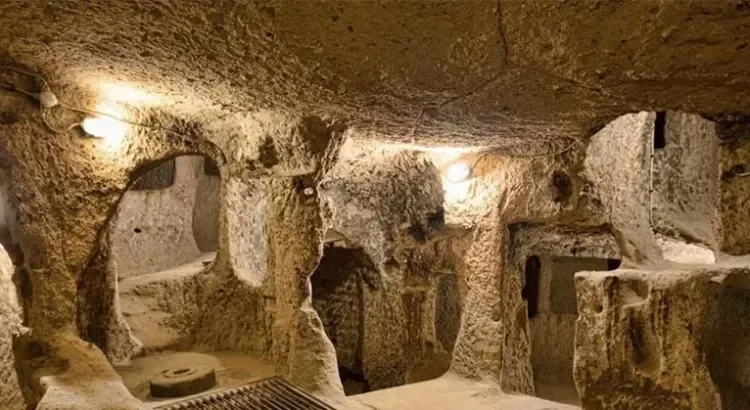 Descubrió ciudad antigua… detrás del sótano de su casa