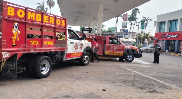 Bomberos de Guanajuato rescatan a adulta mayor tras una caída