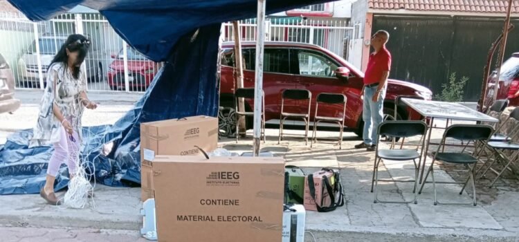 Casilla del Fraccionamento el Dorado en León se retrasa para iniciar las votaciones