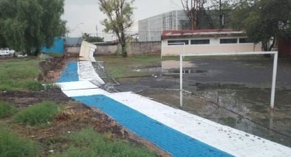 Fuertes lluvias afectan bardas perimetrales en León, Guanajuato