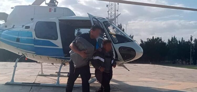 Helicóptero de la FSPE rescata a grupo de personas varado en la sierra de Codornices