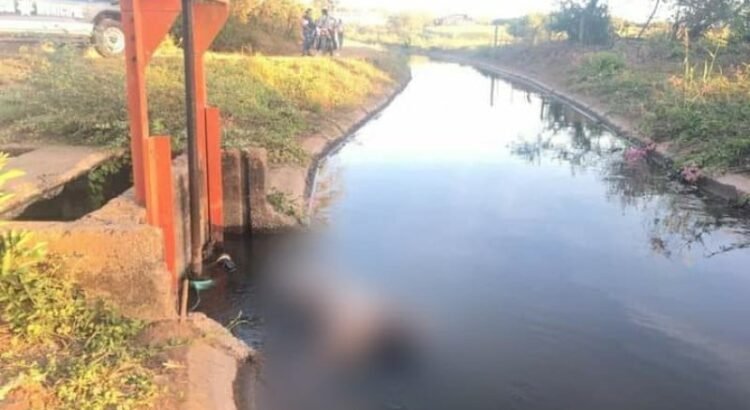 Localizan cuerpo sin vida en un canal de riego de Guanajuato
