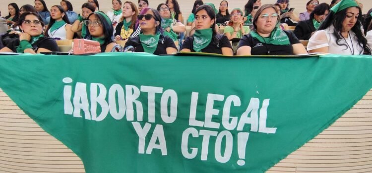Congreso de Guanajuato retrasa nuevamente decisión aborto