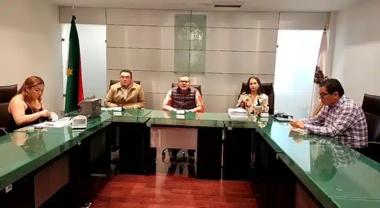 Regresan dinero que ex funcionaria recibió para tramitar visas en San José Iturbide, Guanajuato