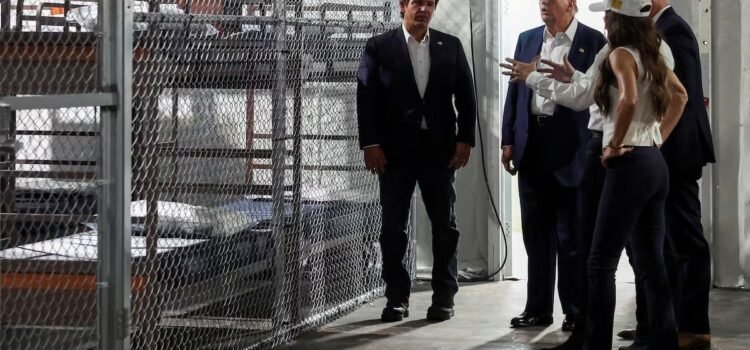 Migrantes detenidos ya son enviados a ‘Alcatraz de los caimanes»