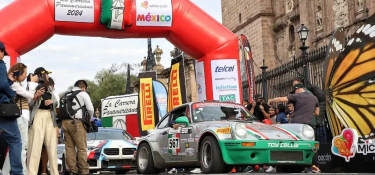 Sale de Morelia la caravana de la Carrera Panamericana con rumbo a Guanajuato