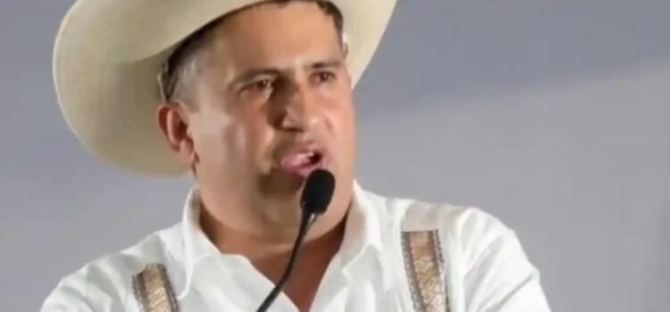 Detienen a presunto autor intelectual del asesinato del alcalde Carlos Manzo Detienen a presunto autor intelectual del asesinato del alcalde Carlos Manzo