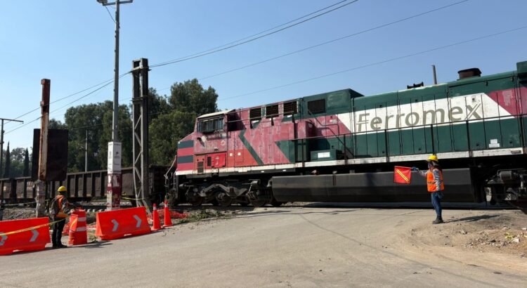 Reportan al menos 50 denuncias de Ferromex a productores por bloqueos