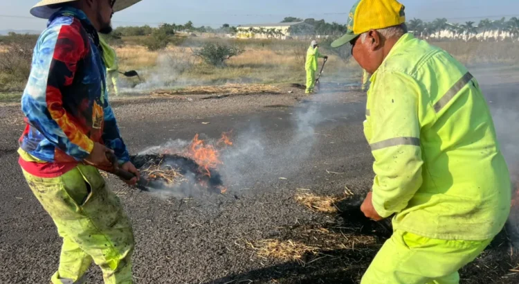 Levantan campesinos bloqueos en Guanajuato tras acuerdo
