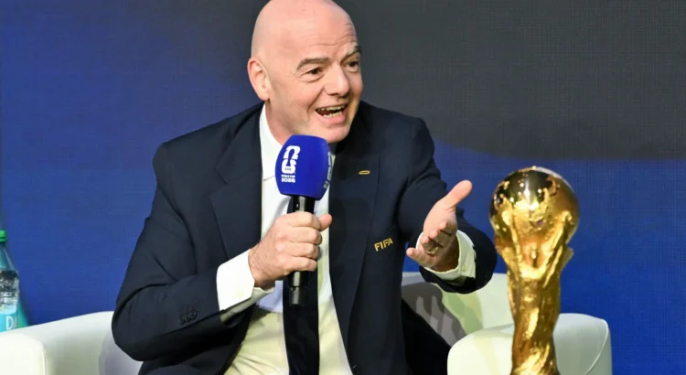 Acusan a Infantino de violar reglas éticas de la FIFA para favorecer a Trump