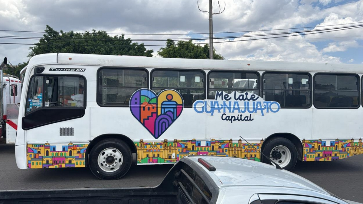 Señalan presuntos vínculos políticos en asignación de rutas a empresa de transporte en Guanajuato