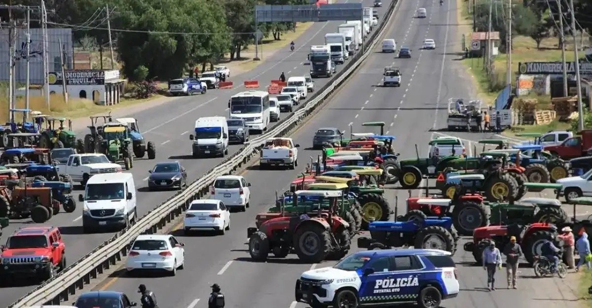 Agricultores de Guanajuato suspenden bloqueos carreteros previstos para el 27 de octubre